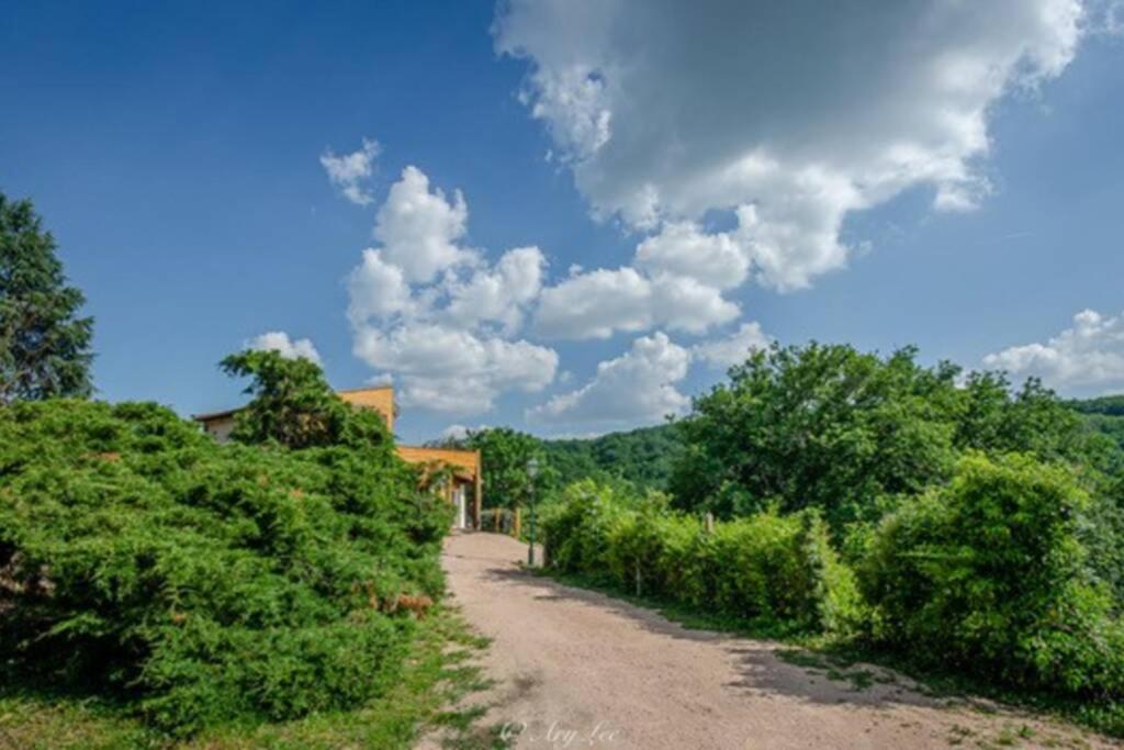 Willa Gite Du Mont Plaisir Chouvigny Zewnętrze zdjęcie