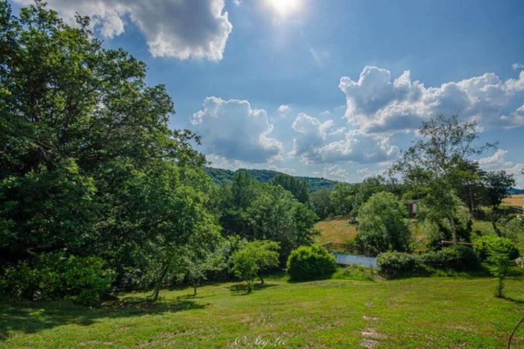 Willa Gite Du Mont Plaisir Chouvigny Zewnętrze zdjęcie