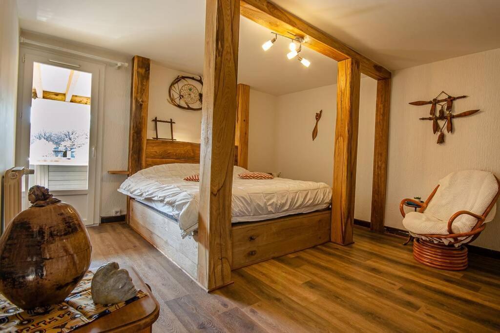 Willa Gite Du Mont Plaisir Chouvigny Zewnętrze zdjęcie